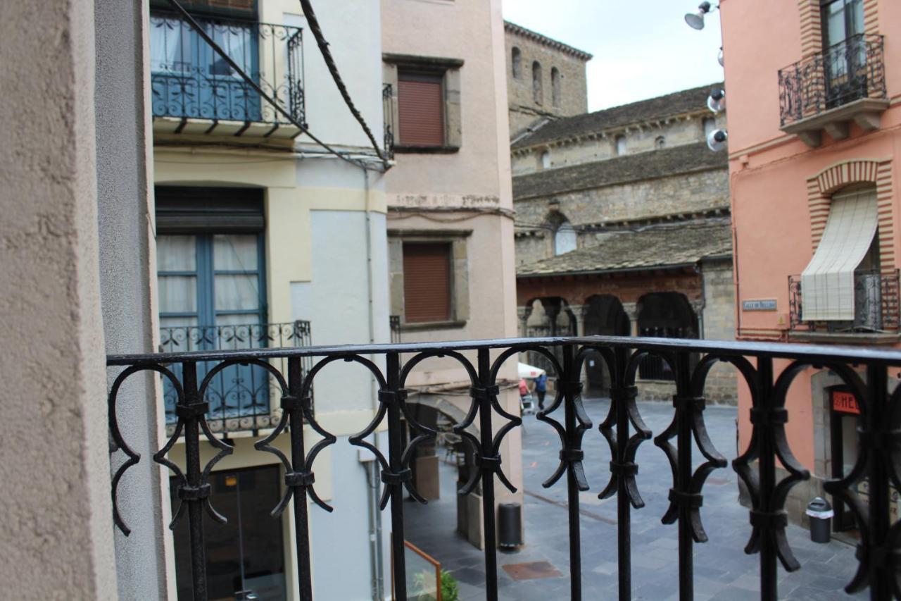 Apartamento Estiviellas, Pirineo Jaca Luaran gambar